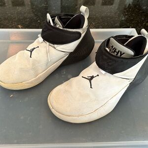 Nike Air Jordan Why Not Zer0.1 Black and White Sneakers Sz 6 youth